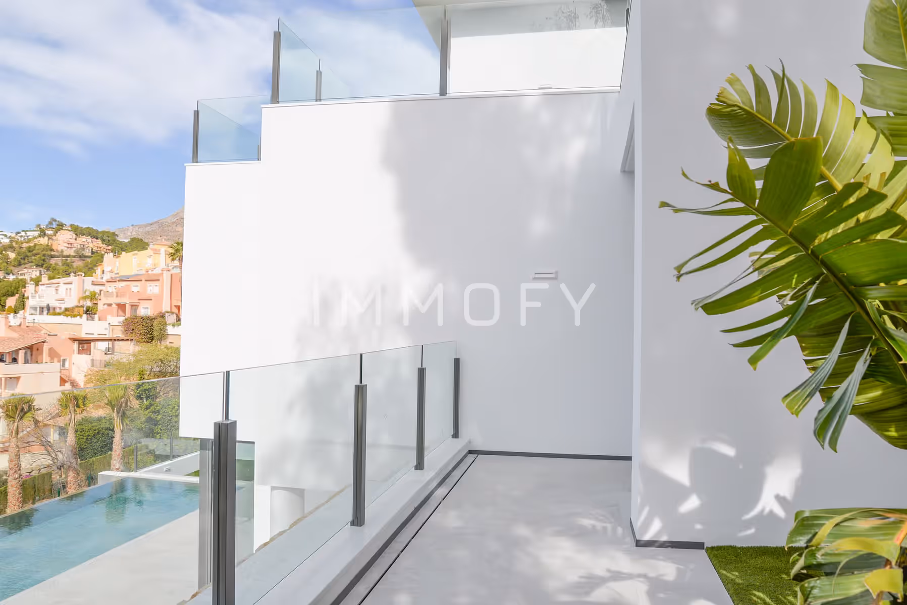 https://immofy-content-storage.s3.eu-west-3.amazonaws.com/large/2d716ac3-94a8-4d0d-946d-8fd7b9c4ded1