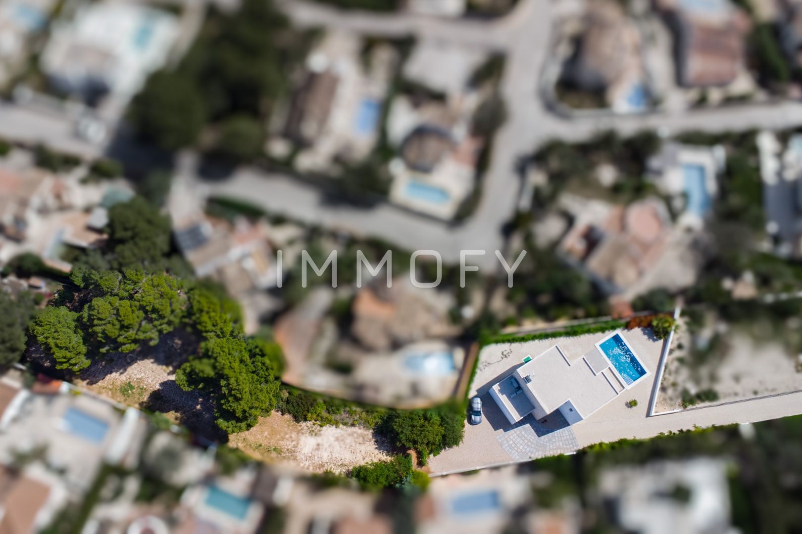 https://immofy-content-storage.s3.eu-west-3.amazonaws.com/large/6008f1f5-3c01-4427-be98-eb1614b5e493